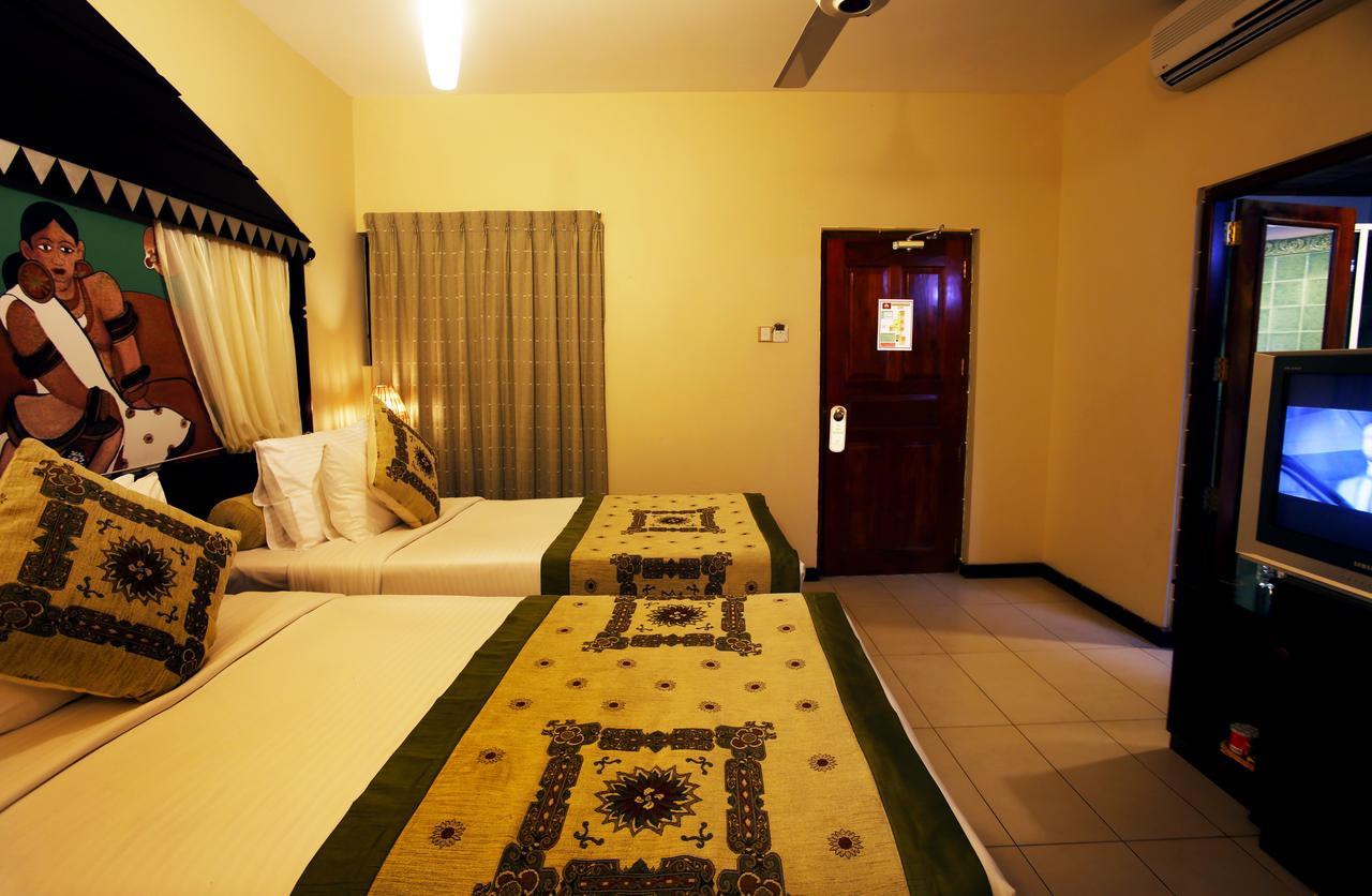 Randholee Resort & Spa Канди Екстериор снимка